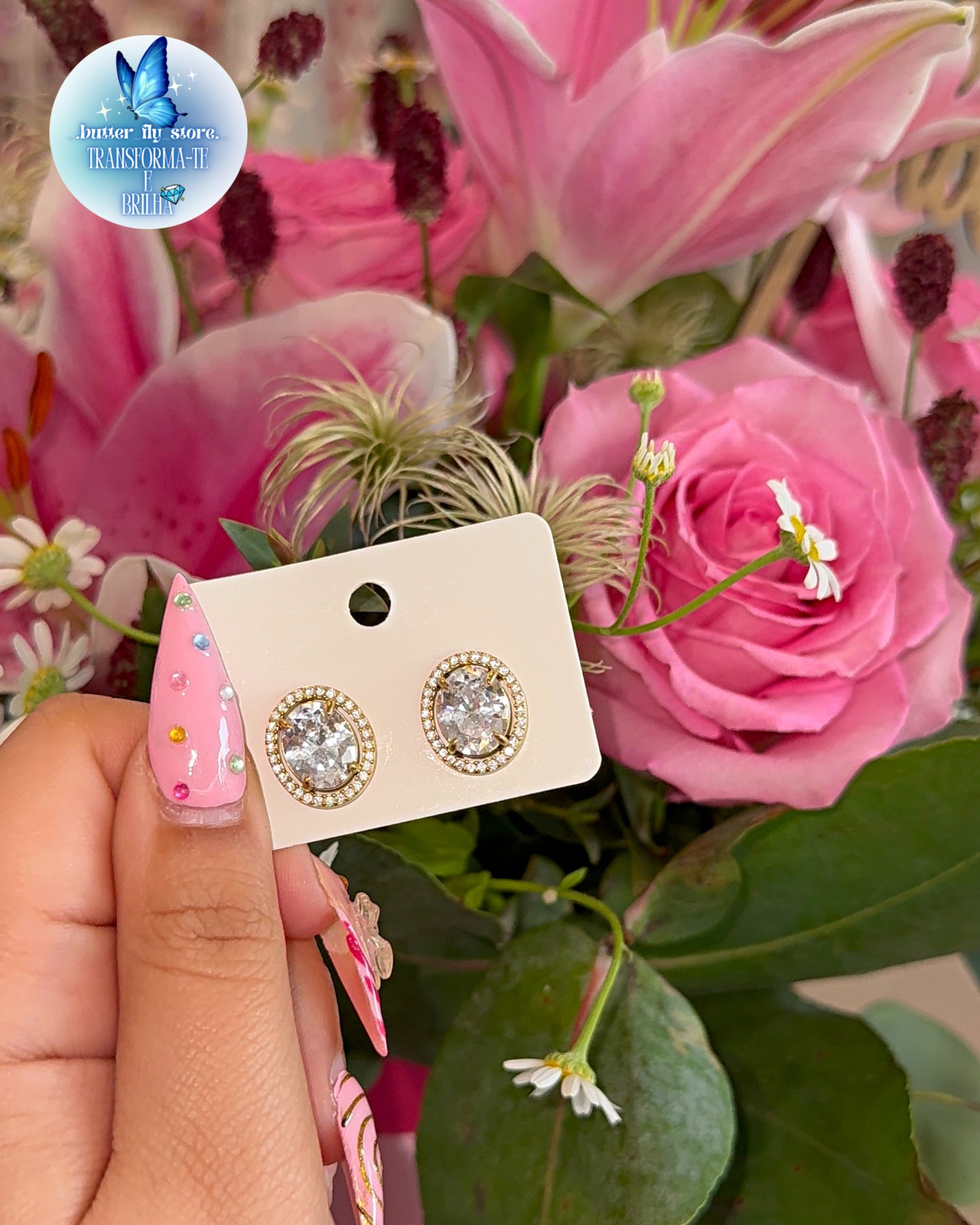Brincos Diamond em dourado🦋