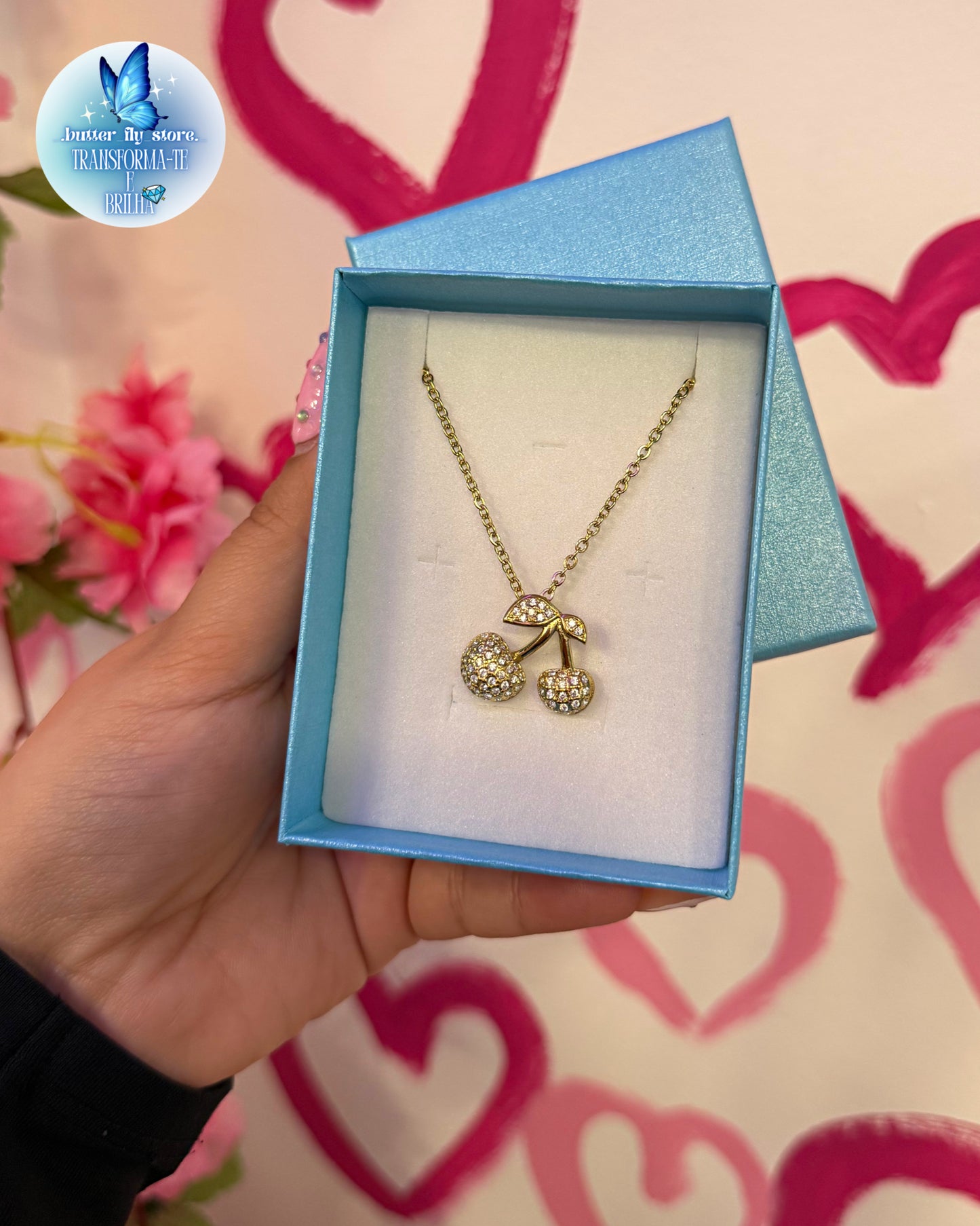 Colar Cherry🍒em dourado