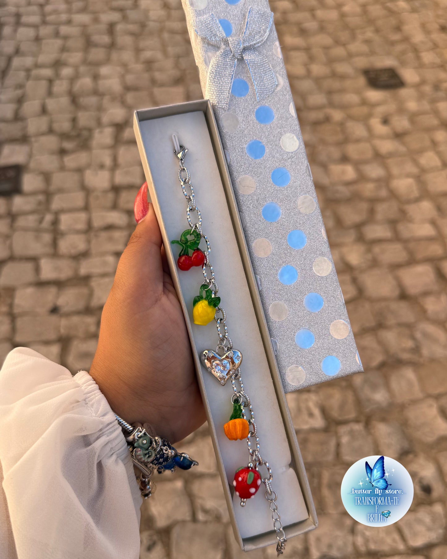 Pulseira Frutas do Amor em prateado🍍🍒🍋