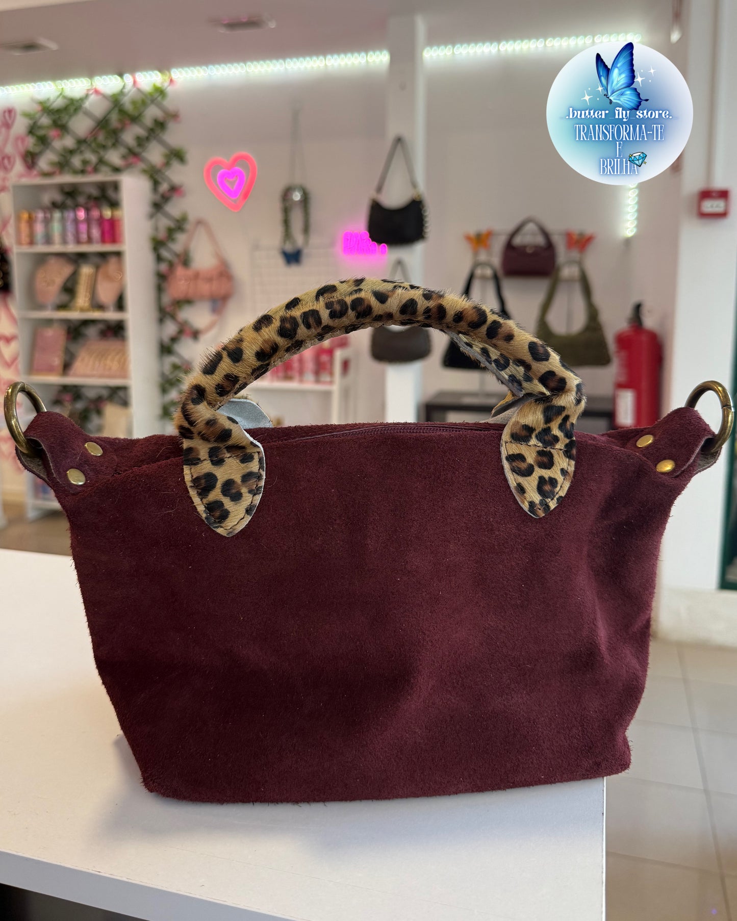 Mini Glam Vinho em pele🍷