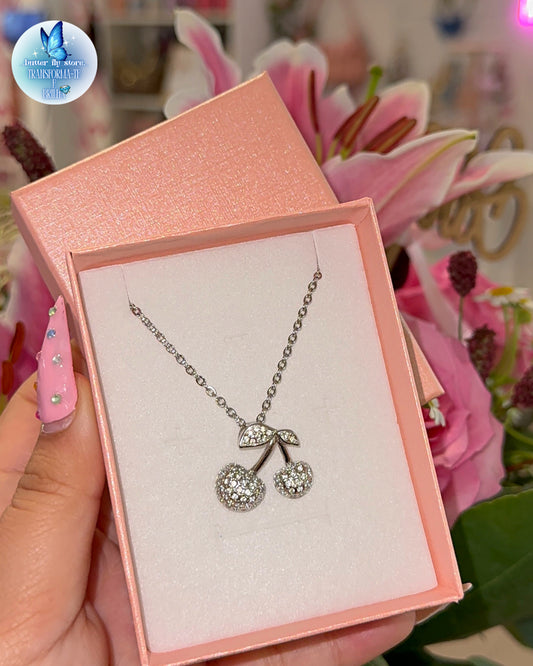 Colar Cherry🍒em prateado