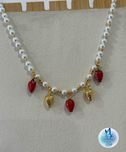 🍓 Colar Docinho de Morango ✨