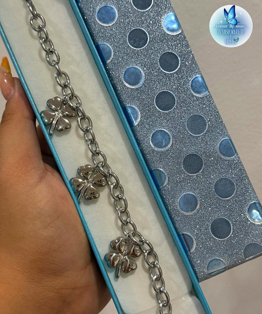 Pulseira Trevo em prateado🍀🤍