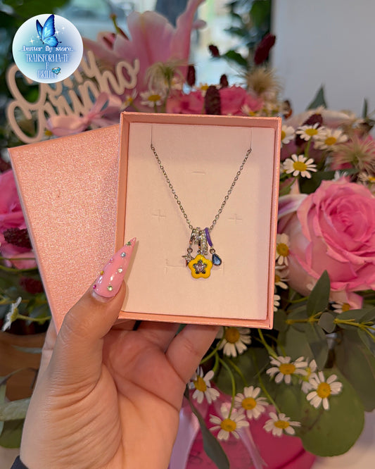 Colar Cintilante em prateado✨