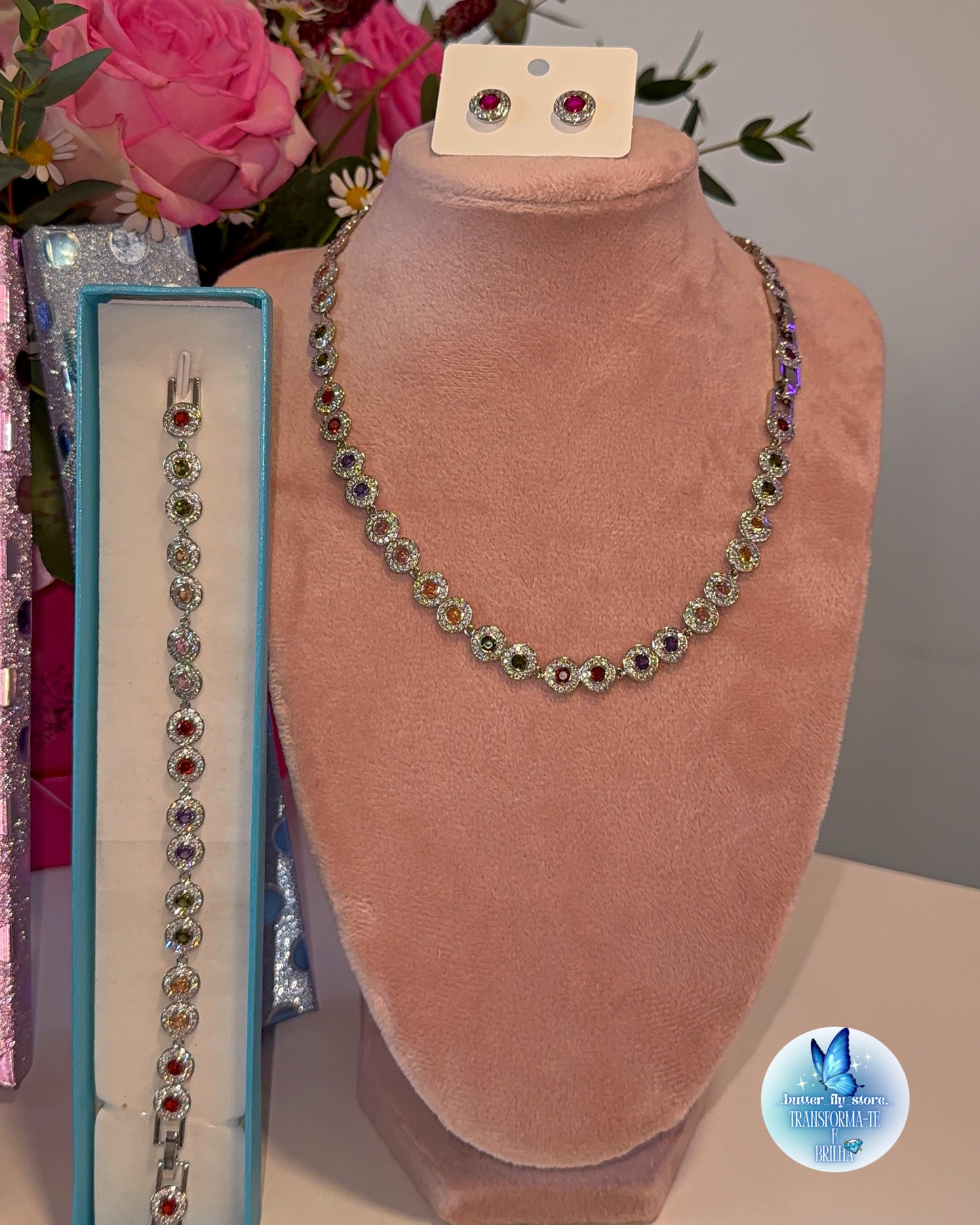 Conjunto Luz de Fada Colorido🎀(colar+brincos+pulseira)