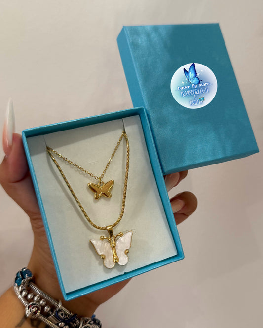 Colar Borboletas Encantadas em Branco🤍