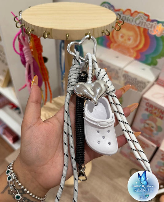 Porta-Charme Crocs em branco🤍✨